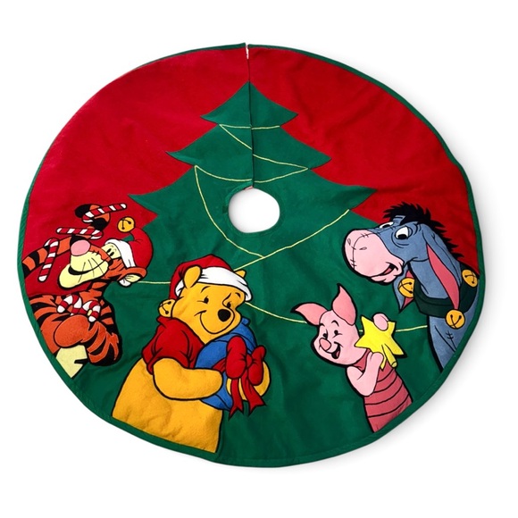 Disney 3D Festive Friends Winnie The Pooh Tree Skirt - Vintage
